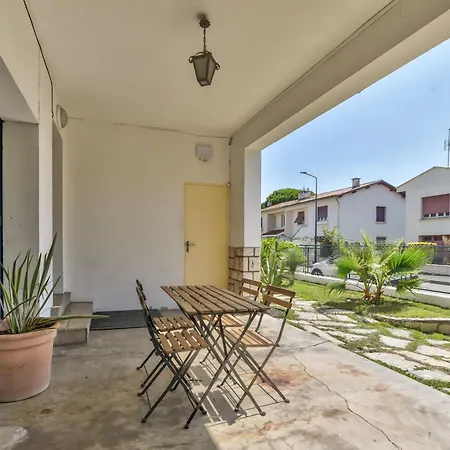 Apartment La Maison Bleue 65 M2 , Coeur Des Minimes A *