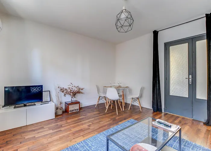 La Maison Bleue 65 M2 , Coeur Des Minimes A Апартаменты